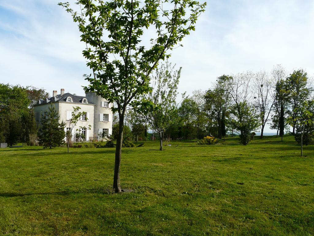 Chateau De La Comtesse Saint-Martin-Petit Exterior photo